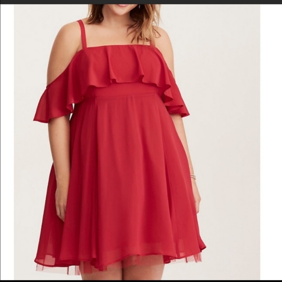 Torrid red chiffon dress - Picture 1 of 8